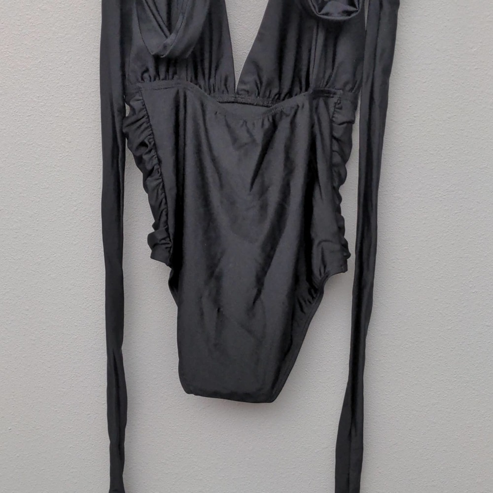 Nicole Miller New York Multi-way Convertible One-Piece Swimsuit Size Small - Picture 9 of 11